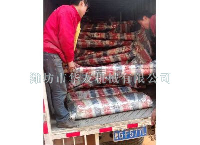 點擊查看詳細信息<br>標題：華友機械發(fā)貨現(xiàn)場 閱讀次數(shù)：11400