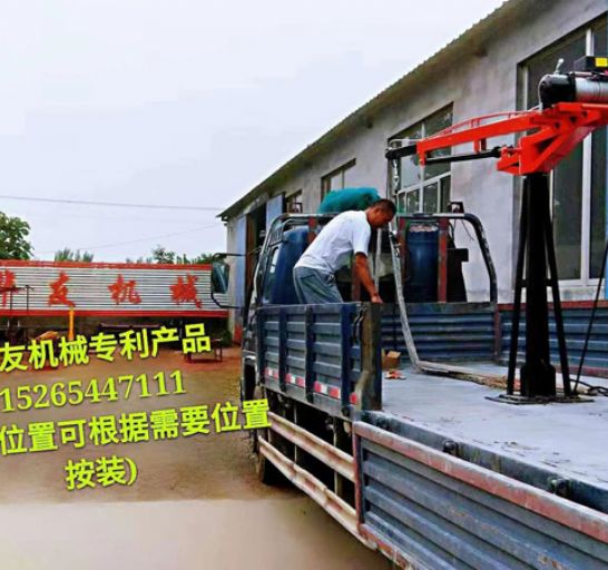 點擊查看詳細信息<br>標題：車載小吊機  液壓小吊機 閱讀次數(shù)：2274